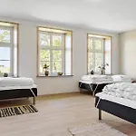 6 Bedroom Stunning In *
