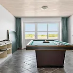 6 Bedroom Stunning In Højer