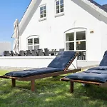 6 Bedroom Stunning In Ferienhaus Højer